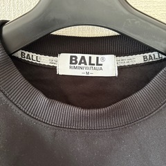 BALLトレーナーの画像