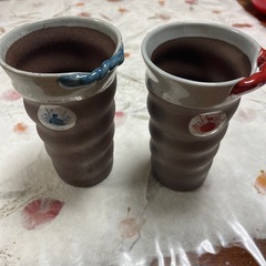 ペア陶器カップの画像