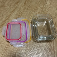 ガラス製保存容器3セット＋1容器の画像
