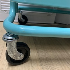 サビあり　清掃済み！　廃盤品　イケア　ロースコグ　ターコイズ　ワゴン　３段　キャスター　移動　コスメ　キッチン　ランドリー　お風呂場　バス　おもちゃ　子供　部屋　可愛い　ブルー　グリーン　の画像