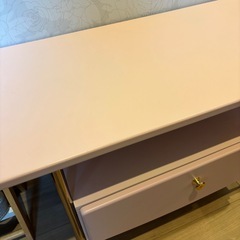 ピンク テレビ台の画像