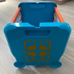 おもちゃ箱　収納　仮面ライダー　ガッチャード　の画像