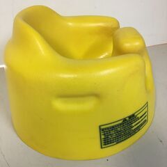 A3709　BUMBO　バンボ　ベビーチェア　イエロー　ベビーソファー　ベビー用品の画像