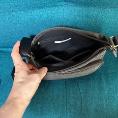 ⭐️値下げ！中古美品【整理収納アドバイザー 柳沢小実さん監修】整理収納ショルダーの画像