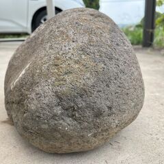自然石、約37.6kg、長さ39cm、幅25cm、高さ23cm、変形だ円形の画像