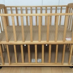 ベビーベッド 木製 ナチュラル 新生児から使用可能の画像