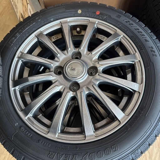 激安！！新品冬タイヤ中古アルミホイールセット　155/65r14 軽四サイズ　グッドイヤーアイスナビ7