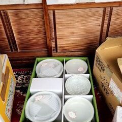 食器の画像