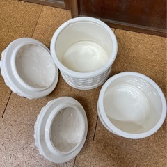 陶器 フルーツモチーフ 小物入れ 収納ケース 2個セットの画像