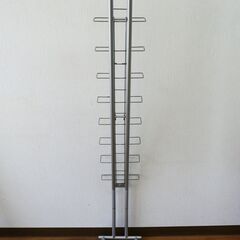 カタログラック　スチールパイプ製　店舗用品　中古の画像