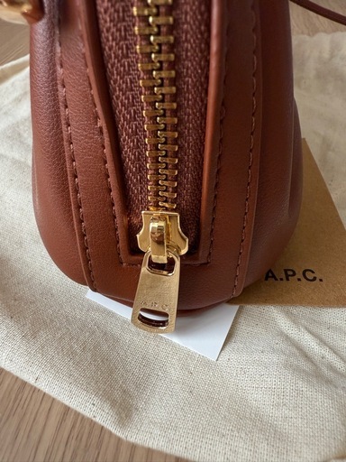 A.P.C. NINON スモールドローストリングバッグ