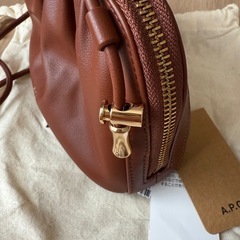 A.P.C. NINON スモールドローストリングバッグの画像