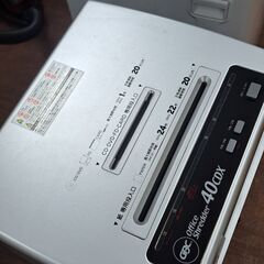 【リサイクルショップどりーむ天保山店】No.4183　業務用シュレッダー　写真参照🎵　早い者勝ちデス🎵の画像