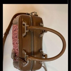 miumiu バッグ(美品)の画像