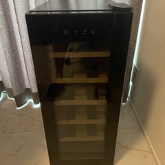 加湿器(新中古)&ワインセラー(ジャンク品)の画像