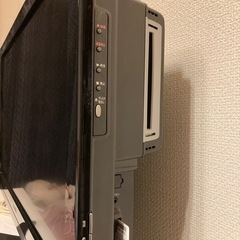 SHARP AQUOS DVDプレーヤー内蔵テレビの画像