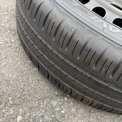 車用 タイヤ 185/65R15の画像