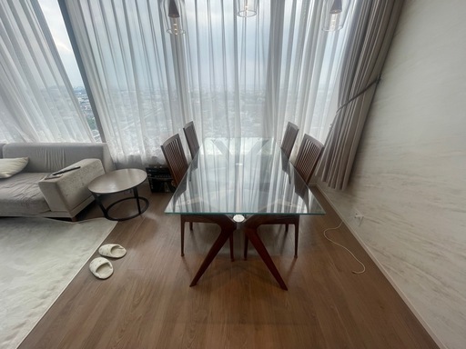 カリガリスのダイニング、チェアセット