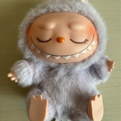 ラブブの画像