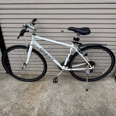 ジャイアント クロスバイク GIANT ESCAPE R3 ホワイト Sサイズ 3x8S クロスバイク 中古現状品の画像