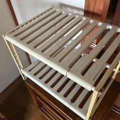キッチン収納棚キャスターの画像