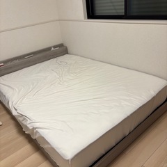【半年使用美品・取説付】ダブルベッド アッシュグレー＋ポケットコイルマットレスの画像