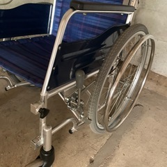 （決まりました）車椅子　フット付き　美品の画像