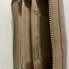 レザー　革　ブラウン　長財布の画像