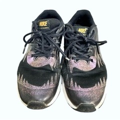 【NIKE】ナイキ スニーカー 黒 22.5㎝ キッズ 運動用 シューズ 通学の画像