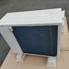 🔴山口市、6～9畳エアコン+基本工事込み￥35000🔴2021年冷暖2.2kWハイセンス🔴保証付きの画像