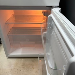 【早い者勝ち】アイリスオーヤマ 2ドア冷蔵庫 87L PRC-B092D-W 2024年製の画像