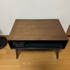サイドテーブル／ウッドの画像