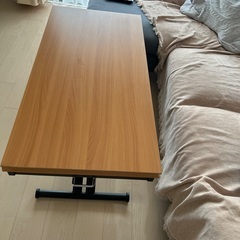 高さ、大きさが調節できるテーブルです！！！の画像