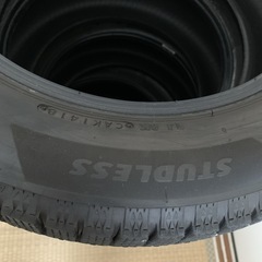 255 55r19 タイヤの画像