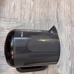 電気ケトルの画像