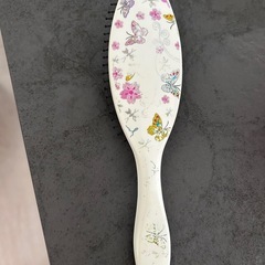 ヘアブラシの画像