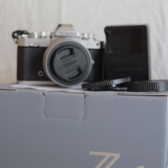 Nikon Z fc 16-50 Kit ミラーレス一眼 の画像