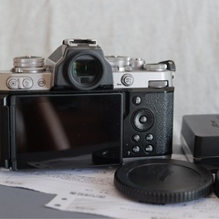 Nikon Z fc 16-50 Kit ミラーレス一眼 の画像