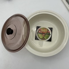 陶器の食器セット（柄入り）の画像