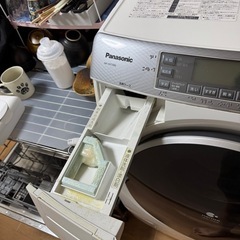 ドラム式洗濯機の画像