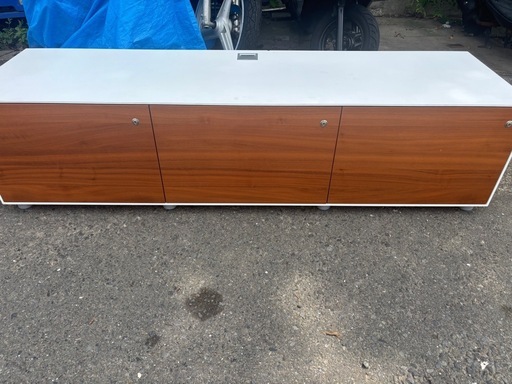 テレビ台　ホワイト