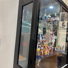 コレクションケース 脚付 LED 引き戸 の画像