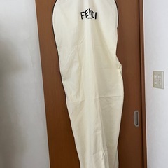 FENDI 洋服カバー160センチの画像