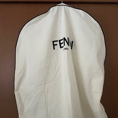 FENDI 洋服カバー160センチの画像