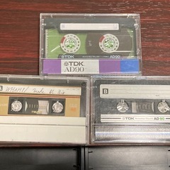 中古カセットテープ　纏めて80本　ケース付きの画像