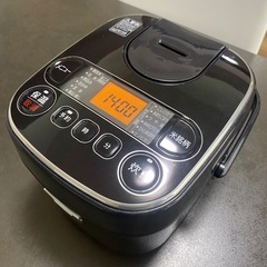 アイリスオーヤマ炊飯器３合炊　　