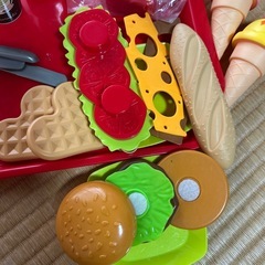 すみっコぐらしおままごとセット　ハンバーガー　サンドイッチ　の画像