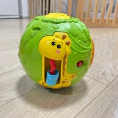 音の鳴るおもちゃ ボールの画像