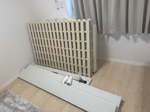 ベッドフレーム　ダブルサイズ