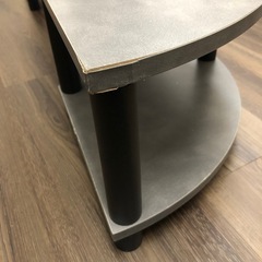【完成品／訳あり】テレビ台　角丸　2段　モルタルグレー棚板　黒支柱の画像